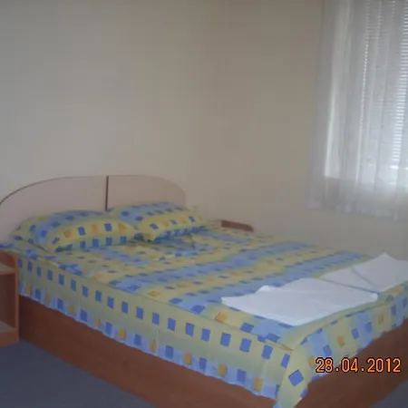 Guest house Ruja 2*
